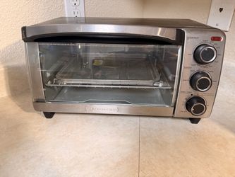 Black+Decker Toaster Oven