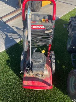 2200 psi Pressure Washer