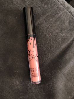 Kylie Jenner lipstick
