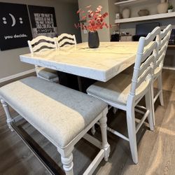 DINNING TABLE FOR 8/ MESA DE COMEDOR PARA 8 PERSONAS