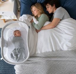 HALO BassiNest Swivel Sleeper 3.0 – 360° Rotating Bedside Baby Bassinet – New in Box