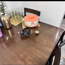 Ashley Signature 4 High Chair Dinning Table