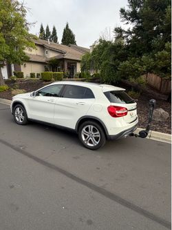 2016 Mercedes-Benz GLA