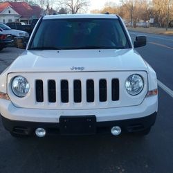 2016 White Jeep Patriot  