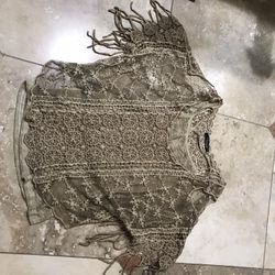 Gold sexy detailed blouse with lining and fringe details