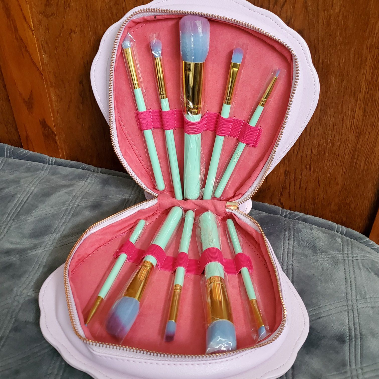Beauty Creations 10 pc Makeup Brush Set