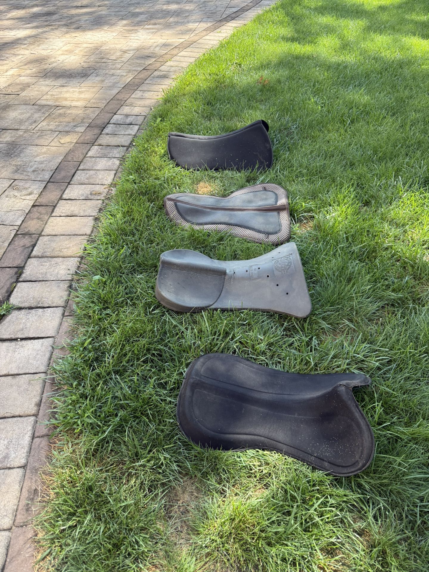 Horse Pads
