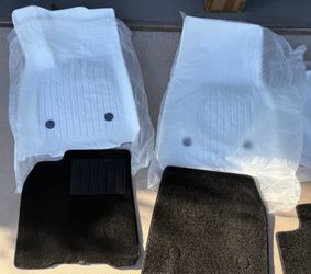 Car Floor Mats Set:  2025 or 2026 Model Y variants, such as the "Model Y Juniper".