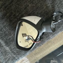 Retractable Driver's Side Mirror 