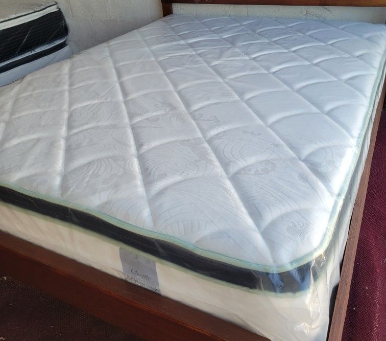 GREAT SALE QUEEN PILLOWTOP MATTRESS WITH FREE BOX SPRING 