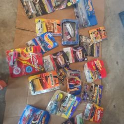 Huge Hot Wheel Lot 25$ For All