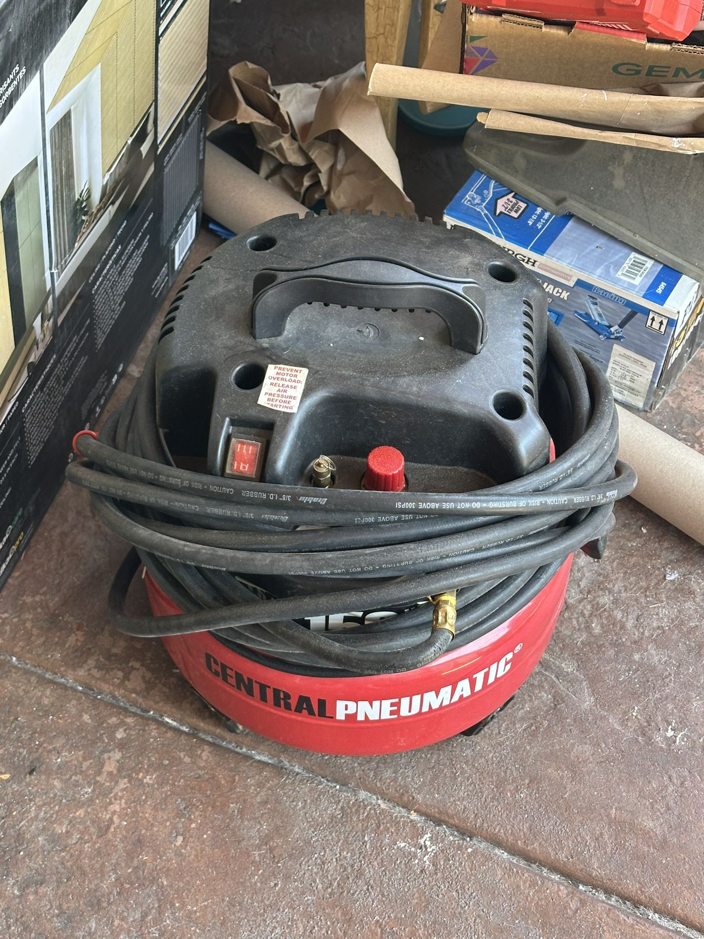 Central Pneumatic Air Compressor