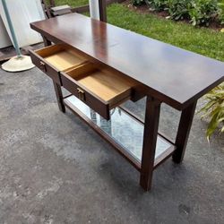 Credenza/Entry Table 