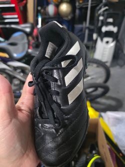 Soccer kids shoes