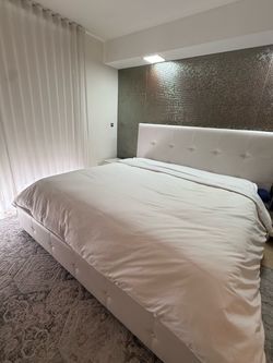 King bed with mattress and 2 matching nightstands