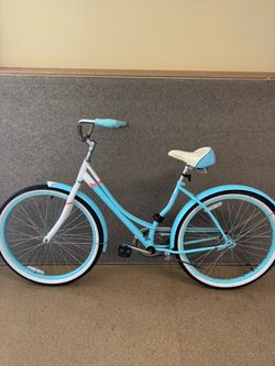Vintage Baby Blue Schwinn Bike!