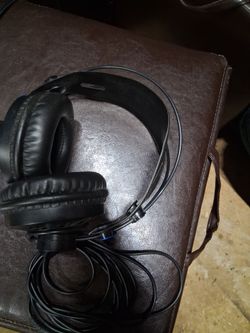Studio grade headphones