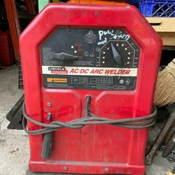 Lincoln Electric AC/DC 225/125 Arc Welder
