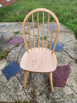 Wooden kitchen chairs