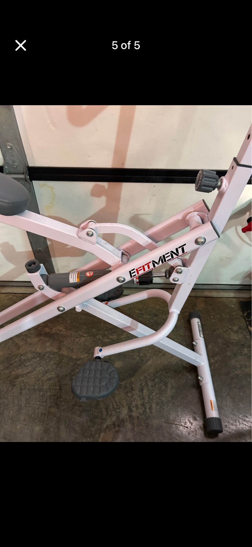 Exercise Machine (legs)