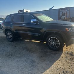 2018 Jeep Grand Cherokee. 13500obo