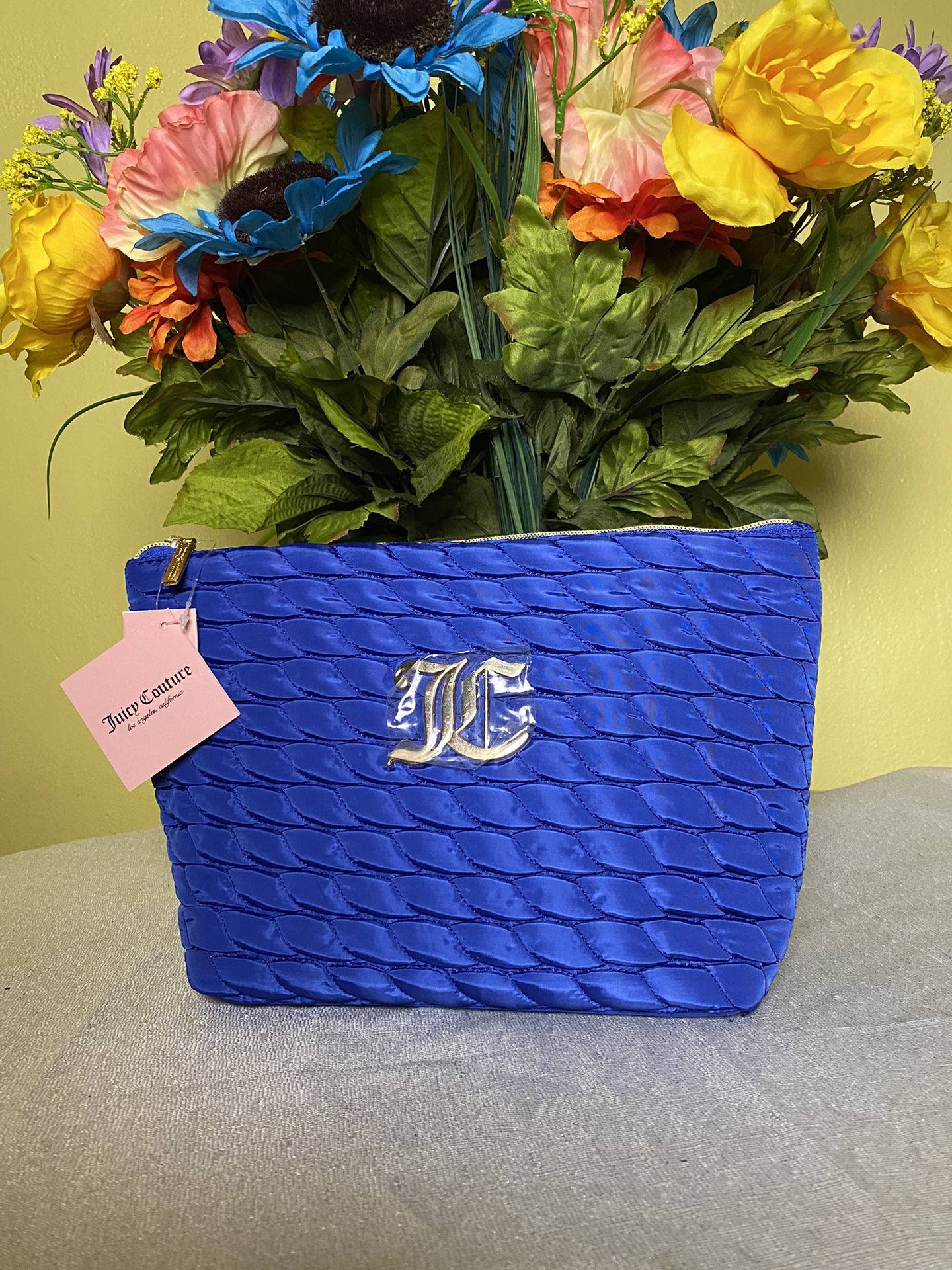 NWT Women's Juicy Couture Travel Cosmetic Bag