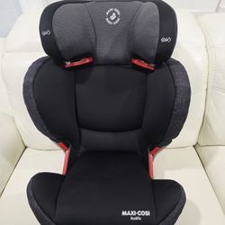 Maxi Cosi RodiFix Booster Car Seat Carseat With Latch System 