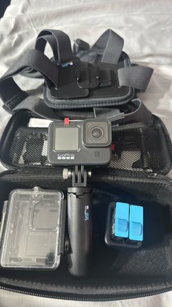 ***Gently Used*** GoPro Hero 9 Camera with case and waterproof case.