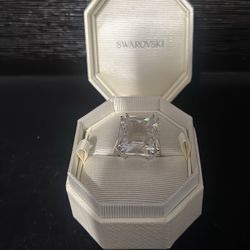Swarovski Ring 