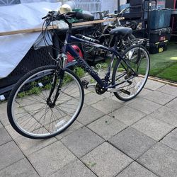 Huffy Savannah 18 Speed Commuter Series Bike