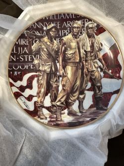 Franklin Mint friends of the Vietnam Veterans Memorial plate