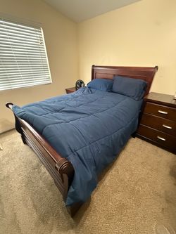 Cherry Wood Sleigh Bed Frame (Full)