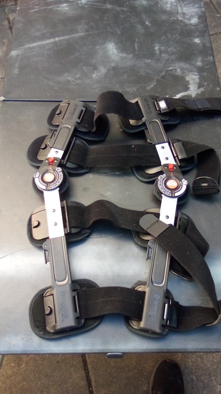 Knee Brace