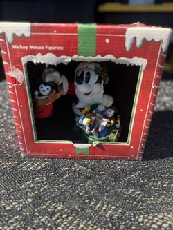 Scarce Mickey Mouse Santa Figure Disney Store Minnie Pluto Goofy Donald Toy Sack