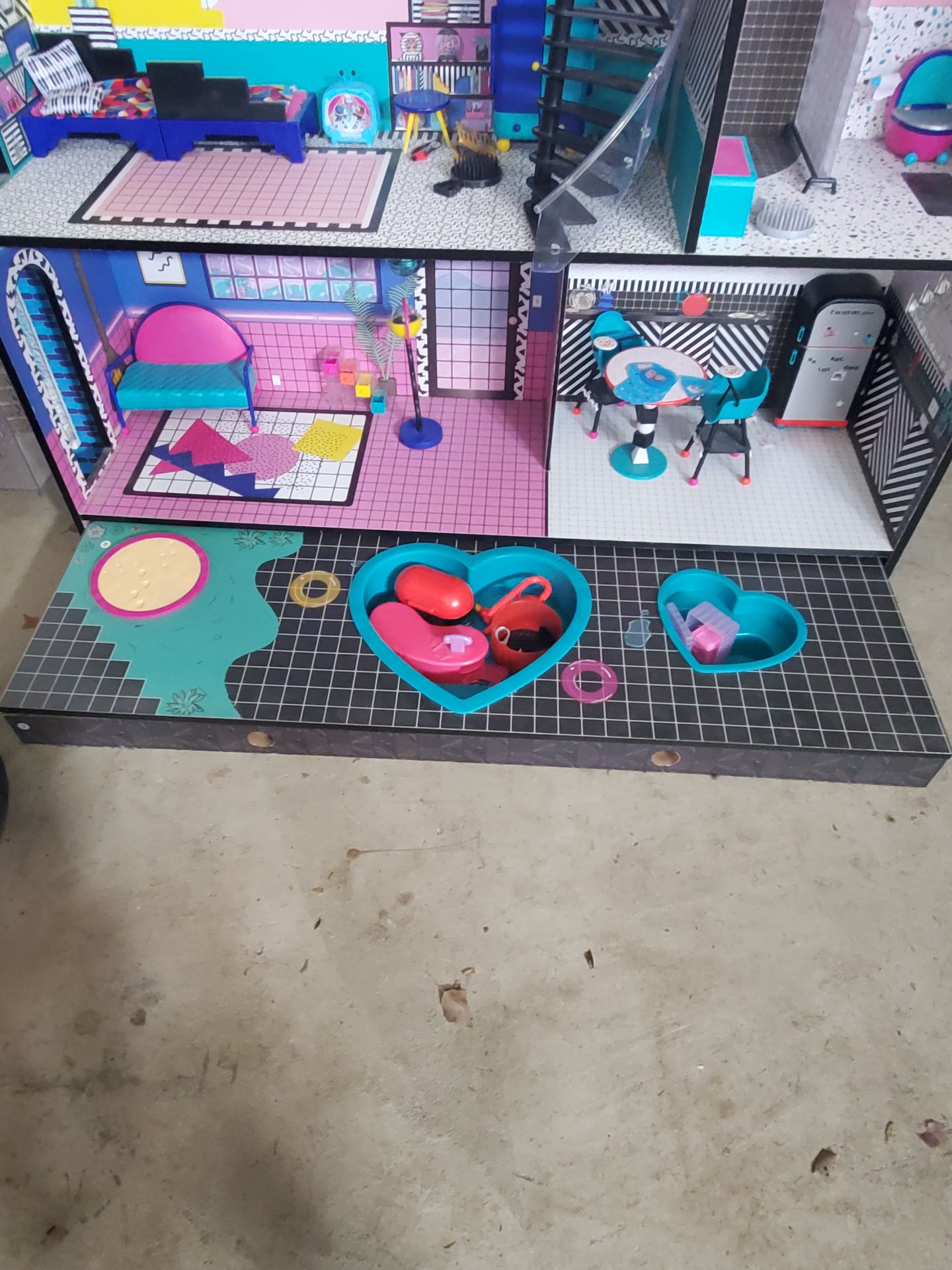 Lol surprise doll house