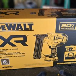 Dewalt 18 ga Nailer gan 