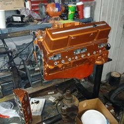 4 Bolt Main 350 Chevy Motor 