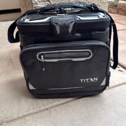 Titan Deep Freeze Zipperless Cold Lock Cooler