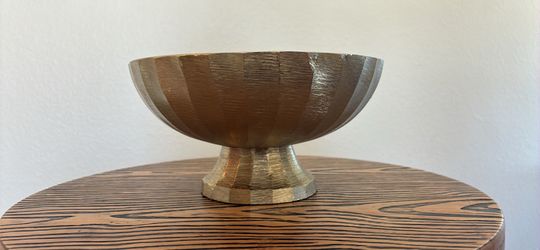 Gold Fluted Pedestal Bowl