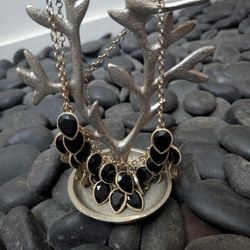 Bead Necklace and Earrings Set (Part Of Accessories Discounts)!