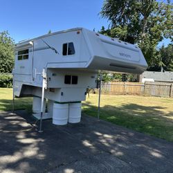 2005 Northland Polar Truck Camper