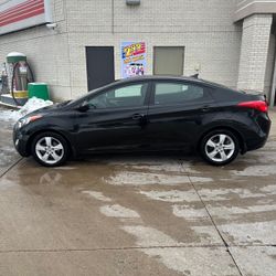Hyundai Elantra 2013