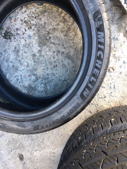 1 Michelin Pilot Sport 4 S 285 35zr19 103y 285 35zr19