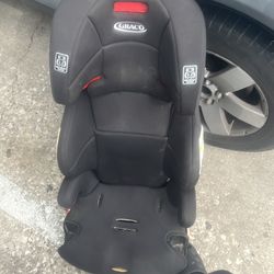 2 Graco car seats