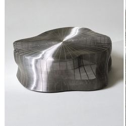 Dimensions : H27 x W68 x D68 Color St Iron Tree coffee table yle : Design Iron tree model coffee table from the collection "les contemporains" by roch