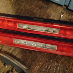 Dodge Challenger Back Tail Lights Yr 14