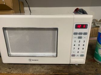 Westinghouse Countertop Microwave White