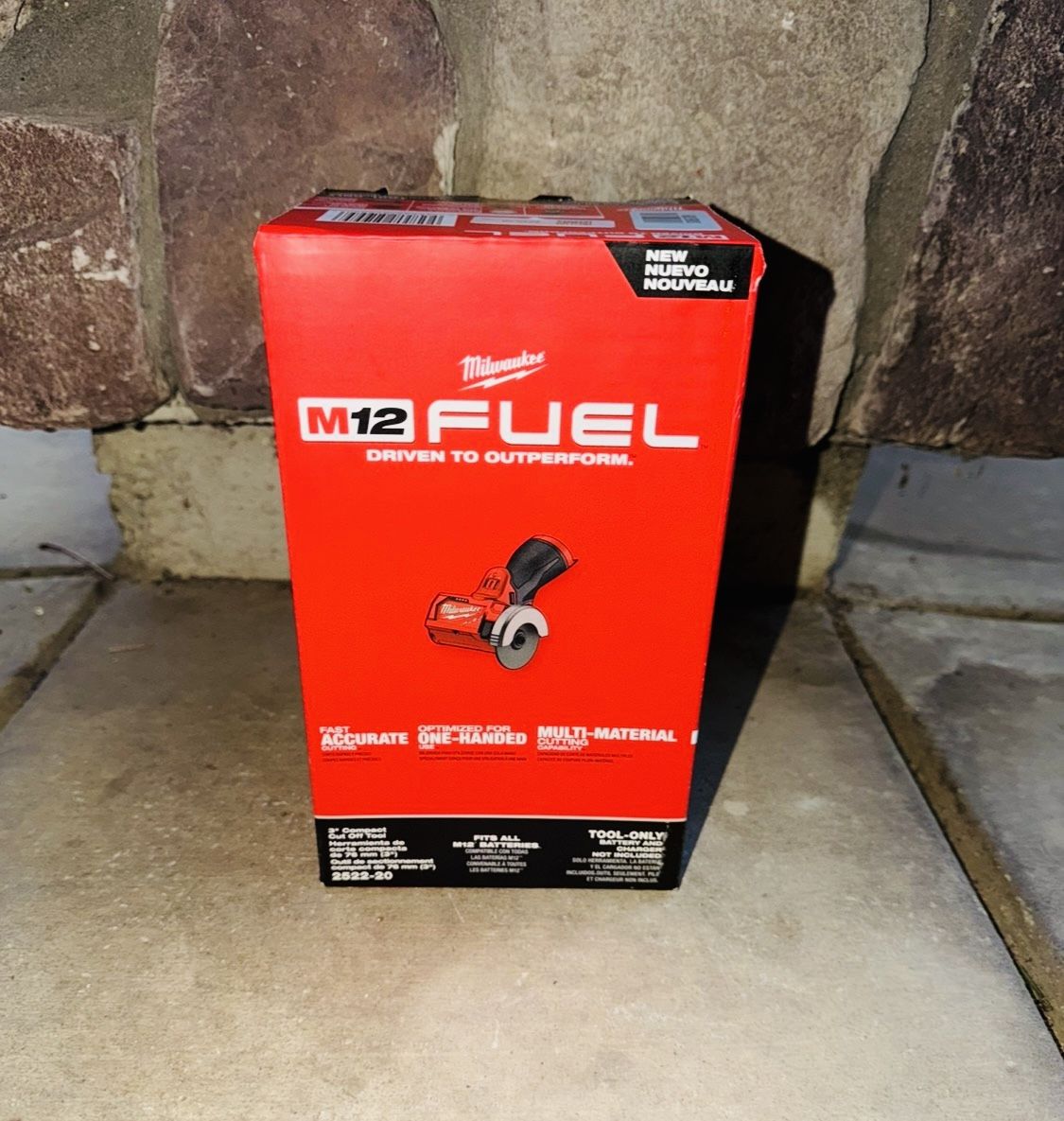 Milwaukee M12 FUEL 12V Lithium-Ion Brushless Cordless 3 in. Cut Off Saw (Tool-Only) New