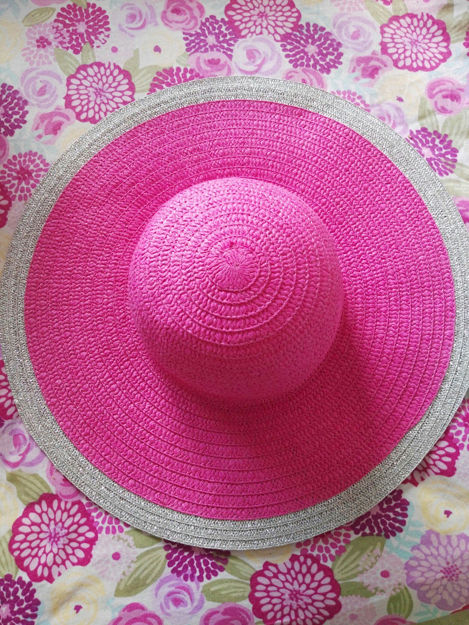 Big beautiful pink and silver hat. Very Chic. Hit me with your best price!!