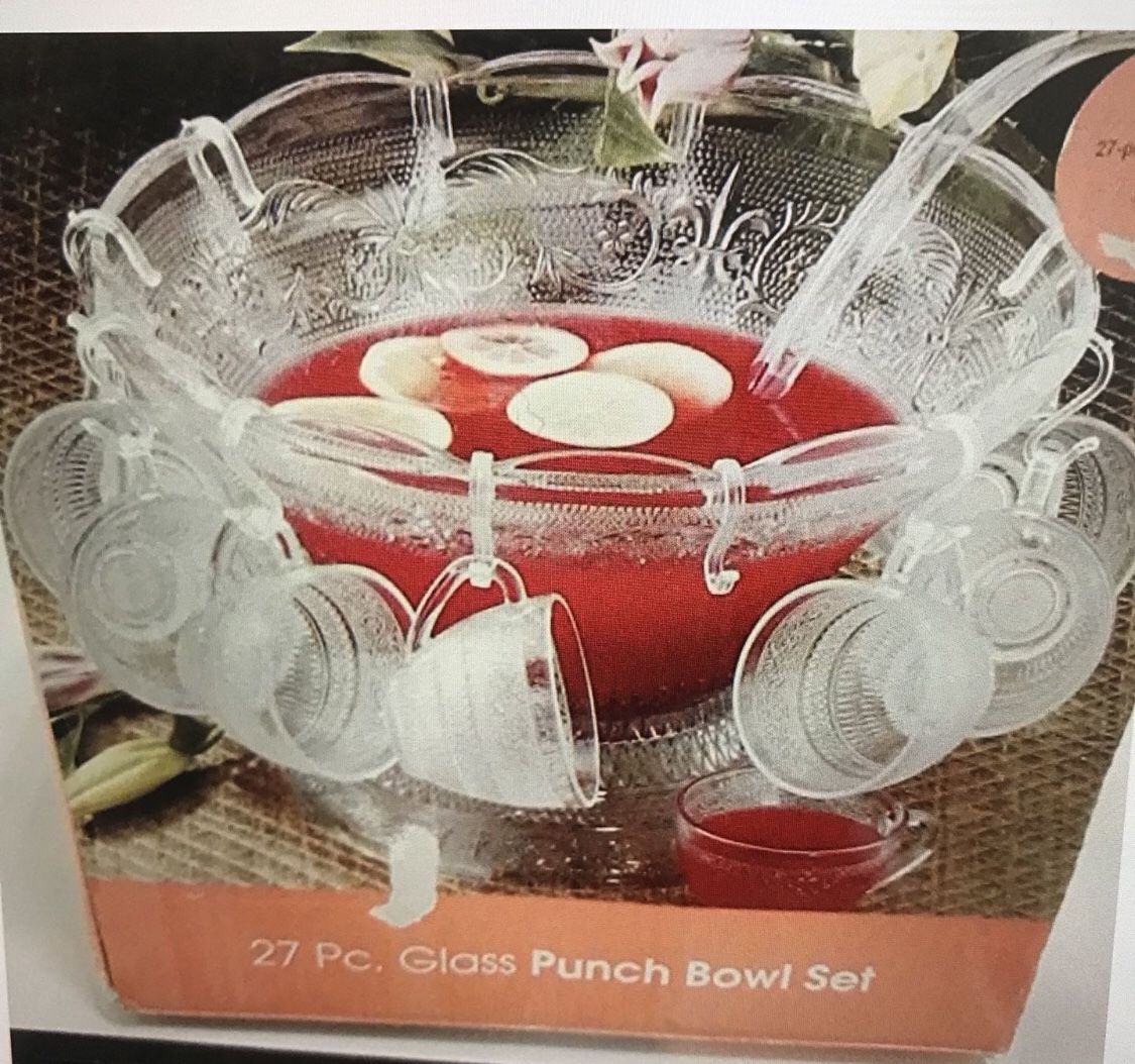 Brand new 27 piece glass punch bowl set